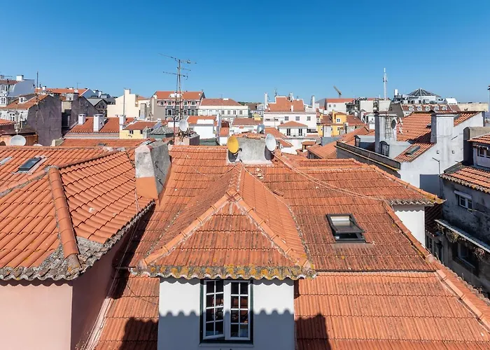 Portas Do Bairro * Lisboa